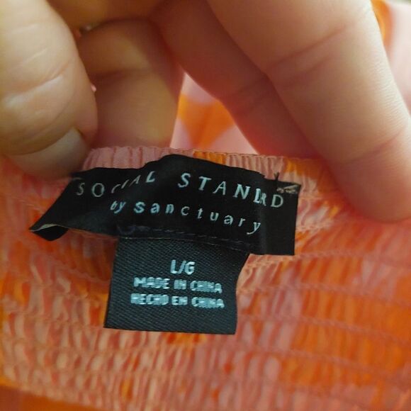 Ladies Floral Smocked Back Dress Social Standard by Sanctuary Size Large - Picture 12 of 13